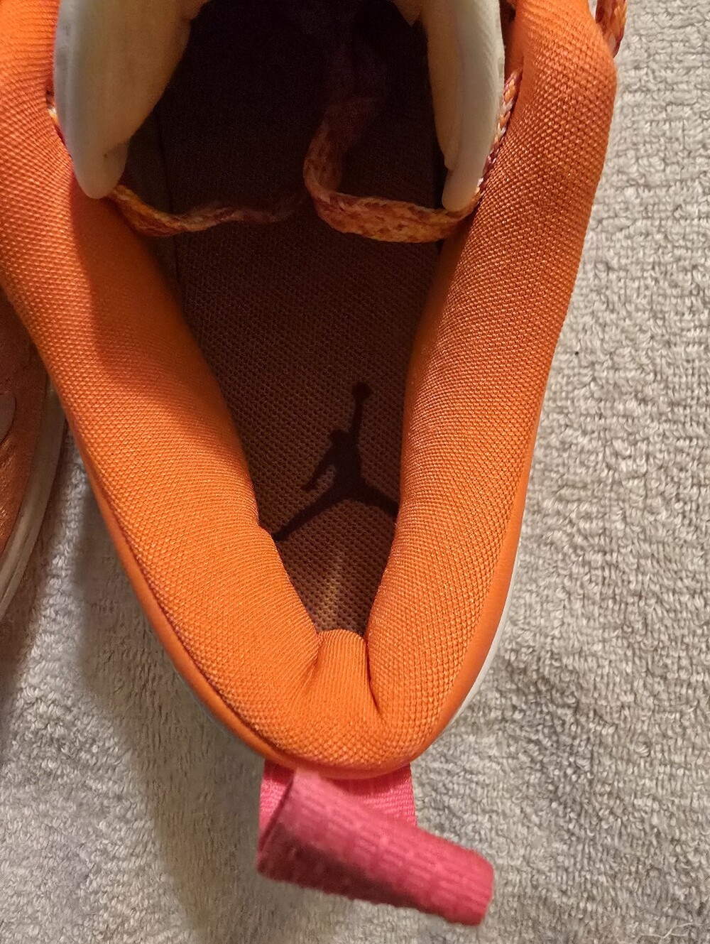 Air Jordan 1 Low Utility Crimson Pulse GS 5.5Y / W 7 - Picture 5 of 16